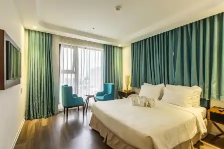 Adaline & Suite - 1