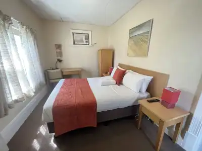 Princes Lodge Motel - 13