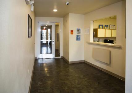 WoodSpring Suites Evansville - 8