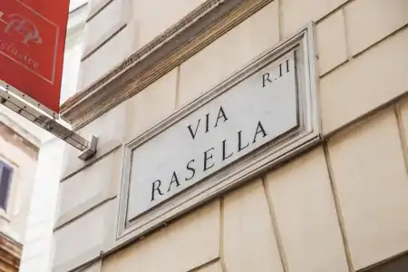 Trevi Portrait - 17