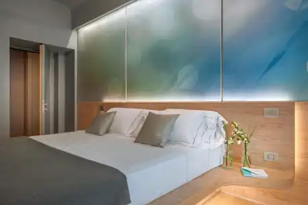 Air Suite - 16