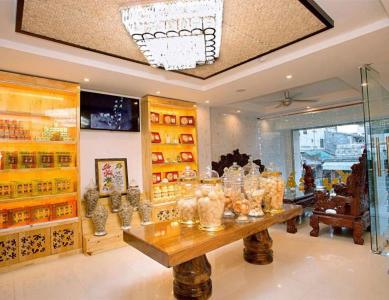 Rex and Apartment - 11