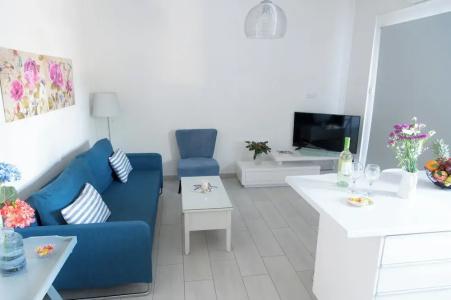 Themis Apartments - 185