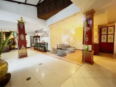 Silver Resortel - 2
