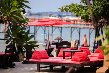 Samui Pier Beach Front Resort - 12