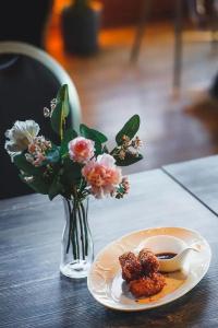 Hellisholar Cottages - 9