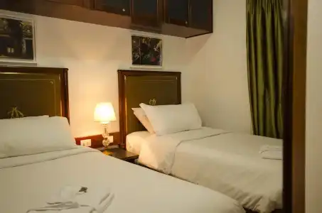 London Class Suites - 58