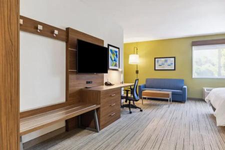 Holiday Inn Express & Suites Mountain View Silicon Valley by IHG - 29