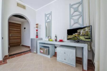 Royal Beach Serviced Apartments - 16