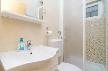 Apartments & Rooms Barisic - 245