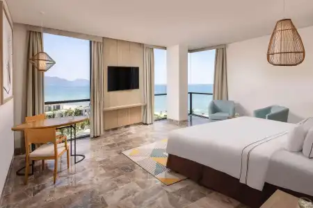 Melia Danang Beach Resort - 5