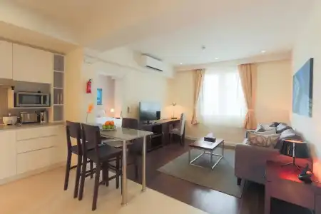 Central Mansions Serviced Apartment - 37