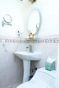 Dorchester & Suites - 47