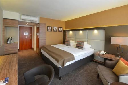 Best Western Plus Delta Park - 41