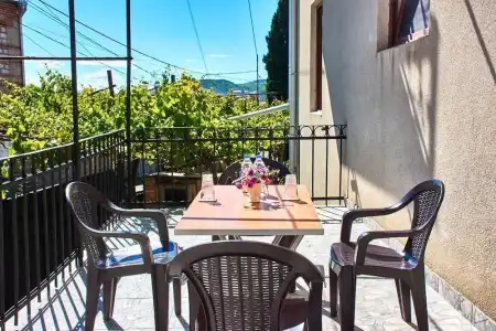 Guest House - MK - 12