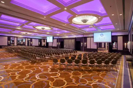 Hyatt Regency - 19