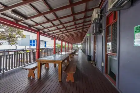 The Jack Backpackers - 14