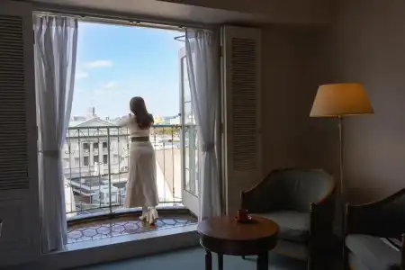 Majestic - 25