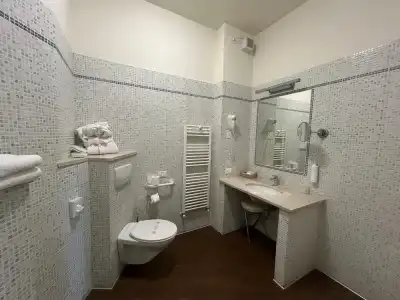 Best Western Cesena - 81