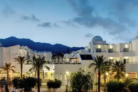 Punta del Cantal Suites - 13