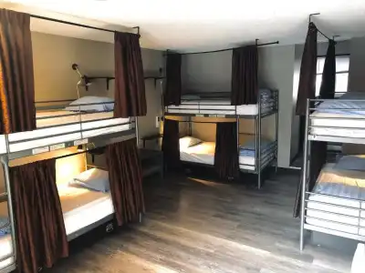 Banff International Hostel - 24
