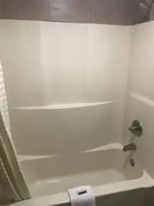 Memphis Inn - 6