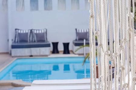 Loizos Stylish Residences - 16