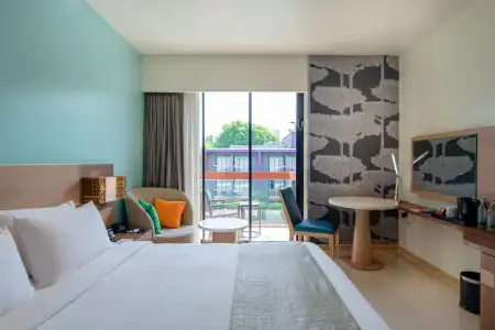 Holiday Inn Express PHUKET PATONG BEACH CENTRAL by IHG - 2