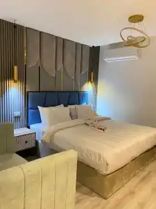 Elite Pyramids Boutique - 127