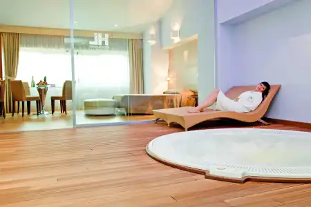 Lovere Resort & Spa - 11