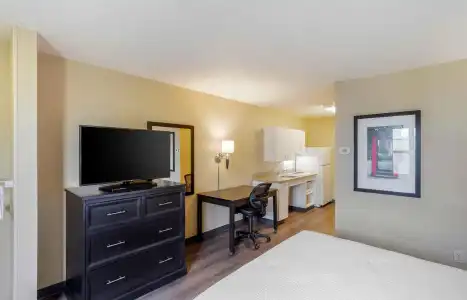 Extended Stay America Suites New York City LaGuardia Airport - 32