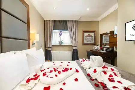 Gem Langham Court - 51