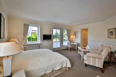 & Restaurant Jörg Müller - 1