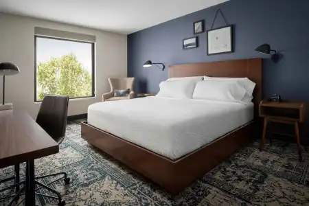 Four Points by Sheraton Anchorage Downtown - 8
