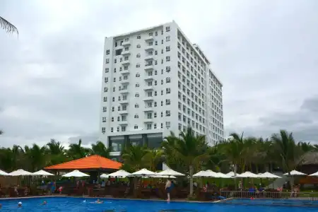 Ocean Waves Resort - 15