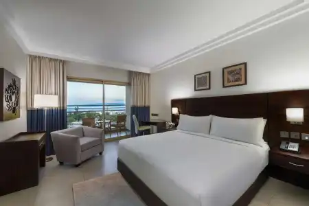DoubleTree by Hilton Aqaba - 48