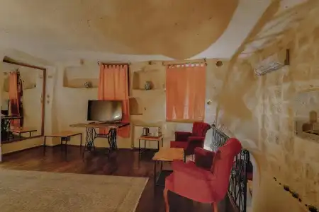 Taru Cave Suites - 68