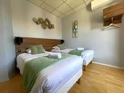 Hôtel Le Rochegude - 12