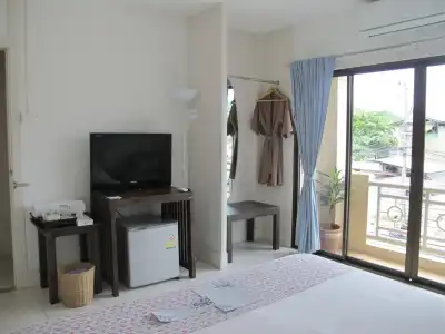 Baan Sattahip by the Sea - 4