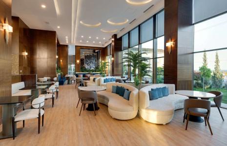 DoubleTree by Hilton Van - 38