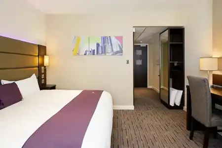 Premier Inn London Victoria - 1