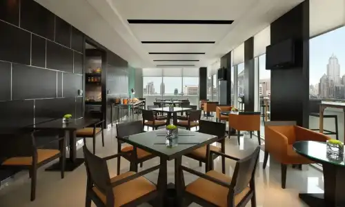 Courtyard by Marriott Bangkok - 14