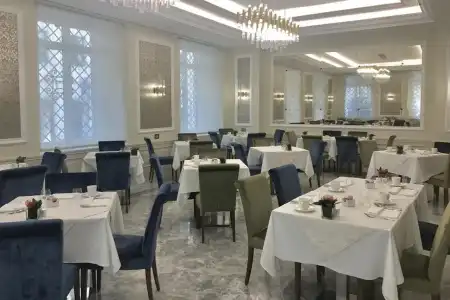 Aleph Rome, Curio Collection by Hilton - 15