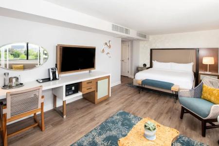 Renaissance Newport Beach - 50