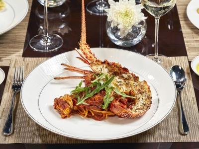 Four Seasons Jakarta - 13