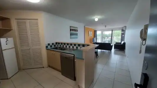 Blue Waters Apartments - 38