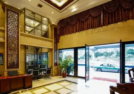 Guangzhou Yuncheng - 7