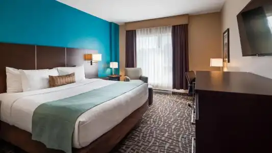 Best Western Plus Montreal - 38