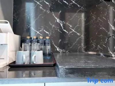 iCheck inn Residences Sukhumvit 20 - 27