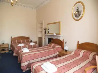 Menzies Guest House - 27